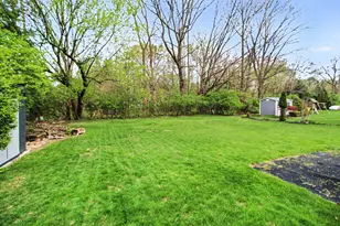 15698 Oakhill Ct, Livonia, MI 48154 - Photo 26