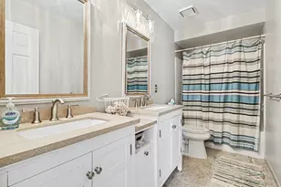 15698 Oakhill Ct, Livonia, MI 48154 - Photo 24