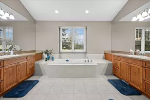 11551 Wellington Ct, Stanwood, MI 49346 - Photo 6