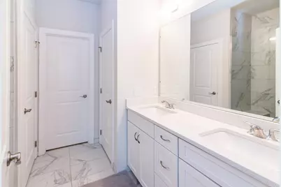 2544 Oxford Circle, Ann Arbor, MI 48103 - Photo 22