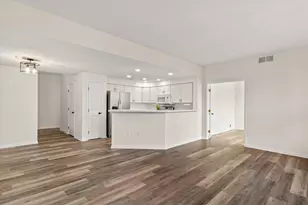 1491 Fox Pointe Cir, Ann Arbor, MI 48108 - Photo 6