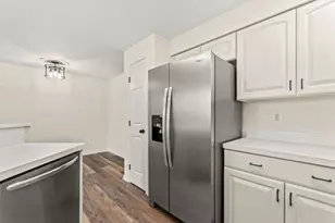1491 Fox Pointe Cir, Ann Arbor, MI 48108 - Photo 12