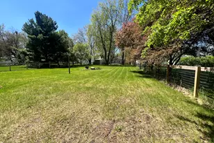 824 S Union St, Tecumseh, MI 49286 - Photo 46