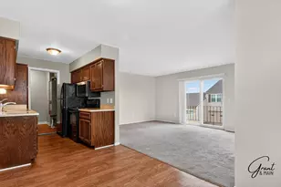 15834 N Franklin Dr, Clinton Twp, MI 48038 - Photo 4