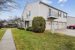 15834 N Franklin Dr, Clinton Twp, MI 48038 - Photo 1