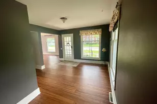 126 E South St, Vicksburg, MI 49097 - Photo 4