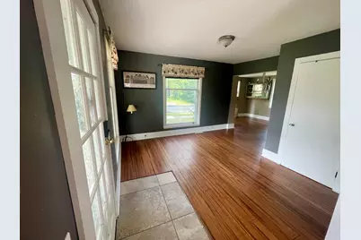 126 E South Street, Vicksburg, MI 49097 - Photo 2