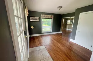 126 E South St, Vicksburg, MI 49097 - Photo 2