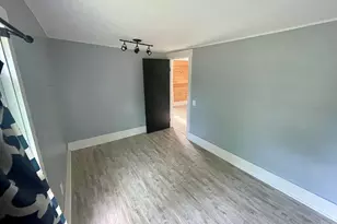 126 E South St, Vicksburg, MI 49097 - Photo 14