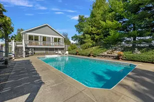 19196 Cleveland Ave, Galien, MI 49113 - Photo 2