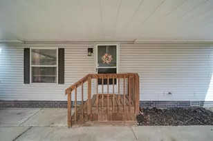 953 Savannah River Dr, Adrian, MI 49221 - Photo 6