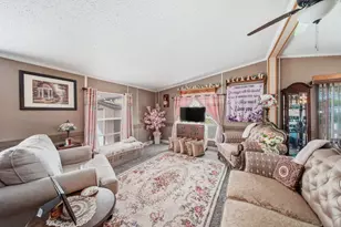 953 Savannah River Dr, Adrian, MI 49221 - Photo 18