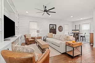 140 W 10th St, Holland, MI 49423 - Photo 14