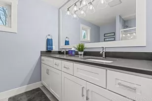 140 W 10th St, Holland, MI 49423 - Photo 36