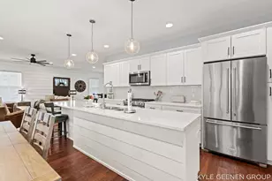 140 W 10th St, Holland, MI 49423 - Photo 20