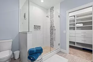 140 W 10th St, Holland, MI 49423 - Photo 28