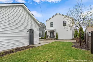 140 W 10th St, Holland, MI 49423 - Photo 52