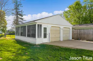 3332 Birchwood Ave SW, Wyoming, MI 49548 - Photo 10