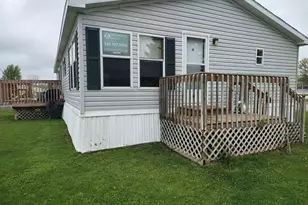 1130 Fulham Ct, Wayland, MI 49348 - Photo 2