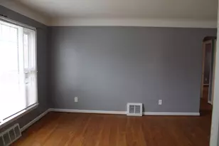 8045 Appoline St, Detroit, MI 48228 - Photo 4