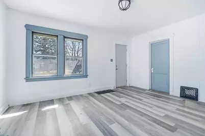 104 W Roosevelt Avenue, Battle Creek, MI 49037 - Photo 4