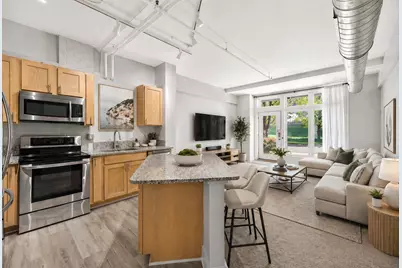 600 Broadway Avenue NW #118, Grand Rapids, MI 49504 - Photo 2