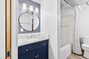600 Broadway Ave NW, Grand Rapids, MI 49504 - Photo 10