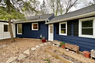 2737 Meadowvale Dr SE, Grand Rapids, MI 49506 - Photo 4
