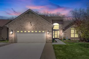46827 Creeks Bend, Canton, MI 48188 - Photo 2