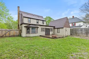 629 S Jefferson St, Hastings, MI 49058 - Photo 18