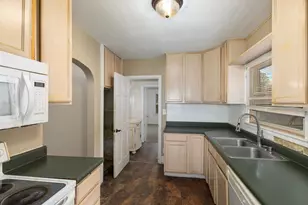 629 S Jefferson St, Hastings, MI 49058 - Photo 8