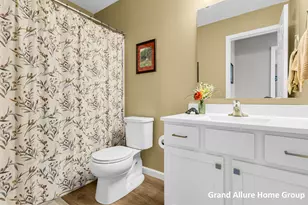 135 Brynwood Ave, Holland, MI 49423 - Photo 16