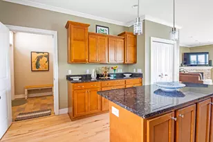 211 Garden Terrace, Douglas, MI 49406 - Photo 8