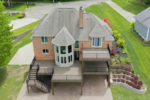 10436 Kings Point Dr, Three Rivers, MI 49093 - Photo 4