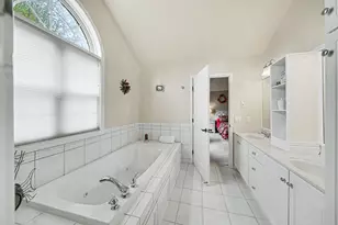 5559 Creekview Dr, Ann Arbor, MI 48108 - Photo 24
