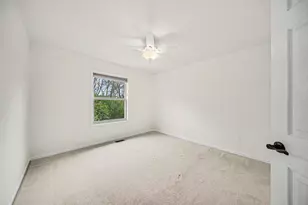 5559 Creekview Dr, Ann Arbor, MI 48108 - Photo 30