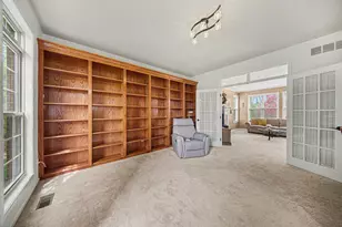 5559 Creekview Dr, Ann Arbor, MI 48108 - Photo 6