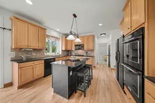 5559 Creekview Dr, Ann Arbor, MI 48108 - Photo 14