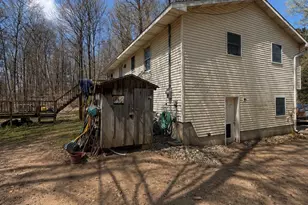 838 Fremont St, Newaygo, MI 49337 - Photo 14