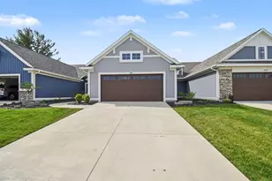 984 Harper Woods Dr SW, Byron Center, MI 49315 - Photo 2