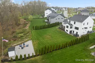 6327 Bentley Dr NE, Belmont, MI 49306 - Photo 48
