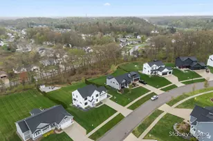 6327 Bentley Dr NE, Belmont, MI 49306 - Photo 54
