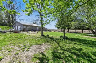 52290 Townhall Rd, Dowagiac, MI 49047 - Photo 6