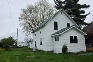 120 Center St, Six Lakes, MI 48886 - Photo 16
