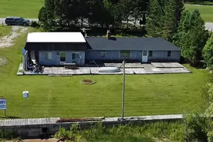 4472 Crescent Beach Rd, Onekama, MI 49675 - Photo 10