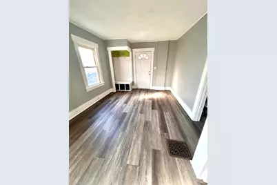76 E Avenue N, Battle Creek, MI 49017 - Photo 2
