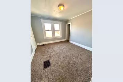76 E Avenue N, Battle Creek, MI 49017 - Photo 10