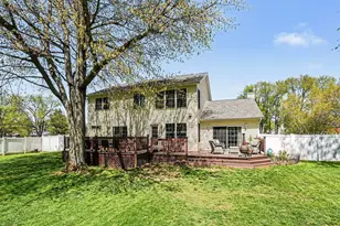 9466 Riverbend Dr, South Haven, MI 49090 - Photo 2