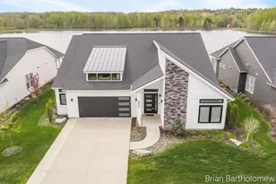 2930 Isle Water Dr, Belmont, MI 49306 - Photo 2