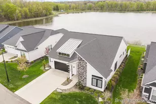 2930 Isle Water Dr, Belmont, MI 49306 - Photo 32